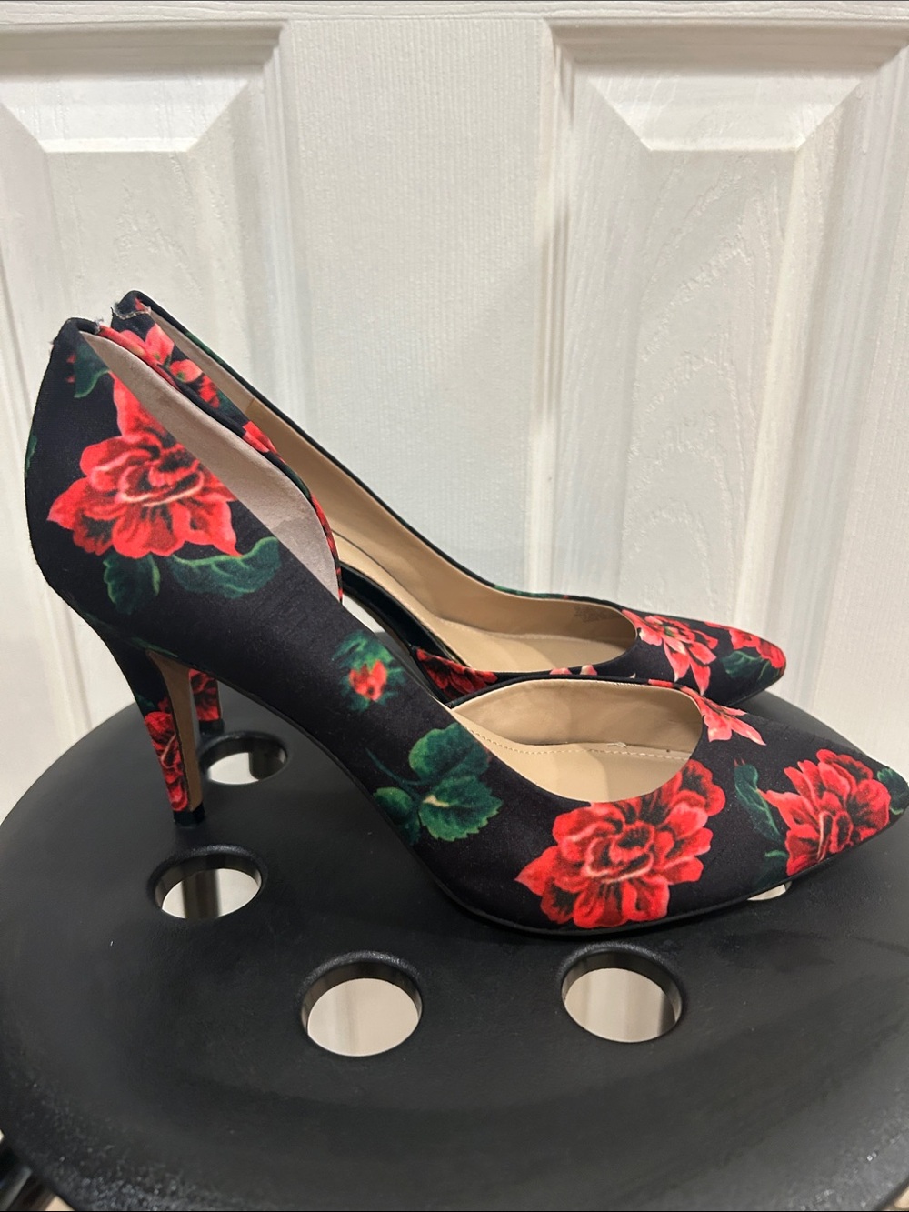 Vince Camuto Floral Pumps Size 9.5 - Picture 4 of 9